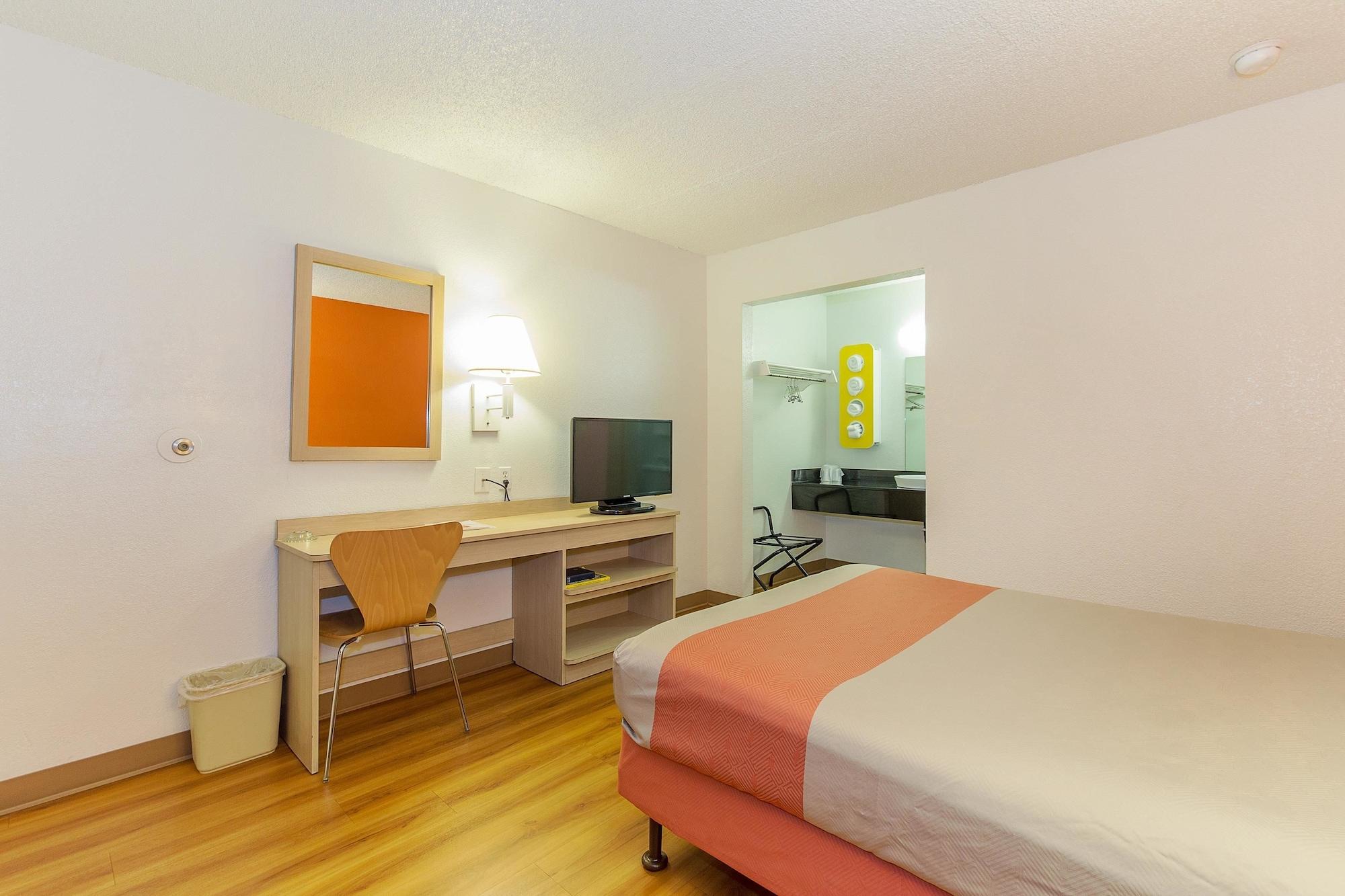 Motel 6 Hayward, Ca- Silicon Valley Gateway Eksteriør billede