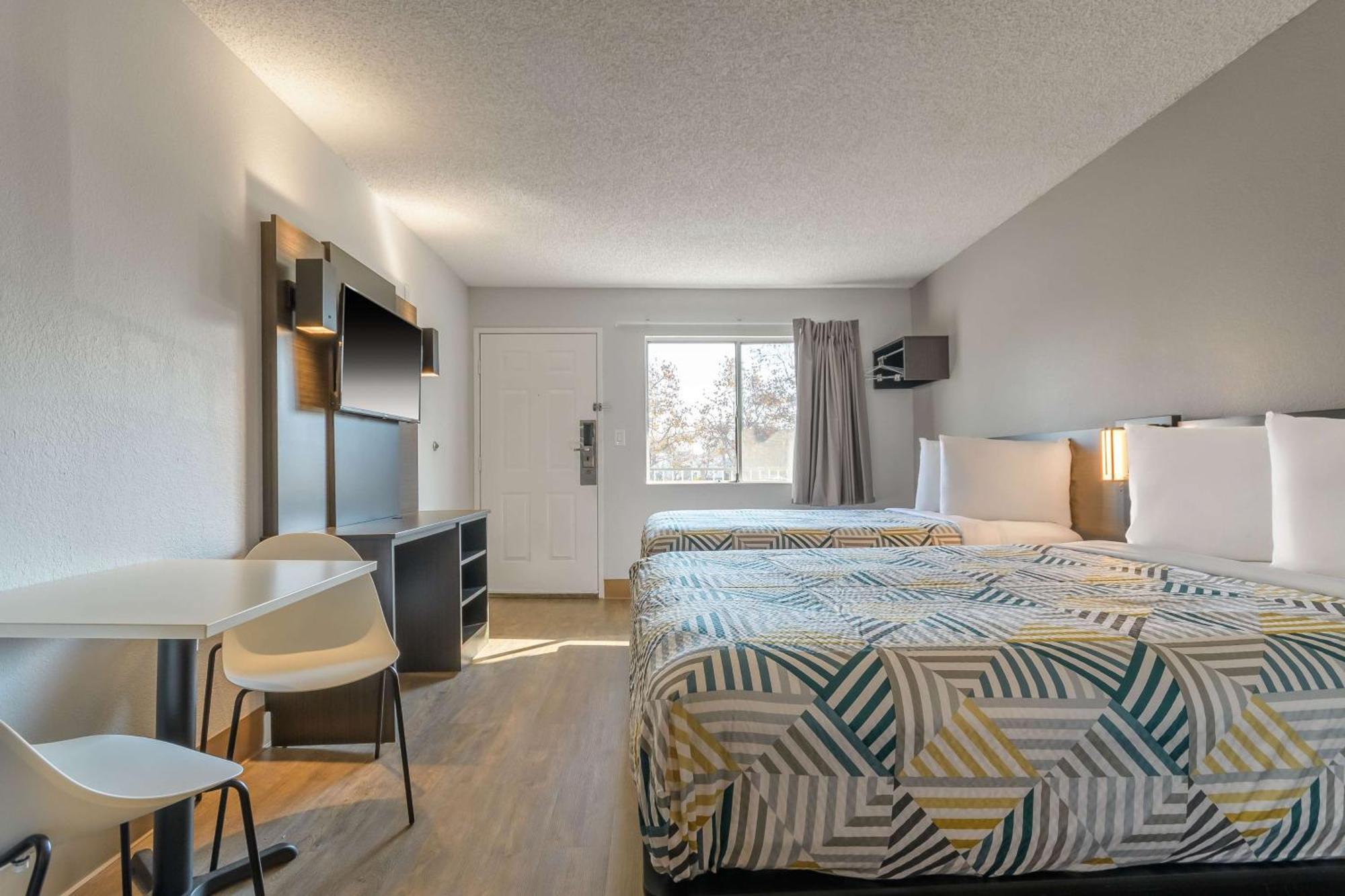 Motel 6 Hayward, Ca- Silicon Valley Gateway Eksteriør billede