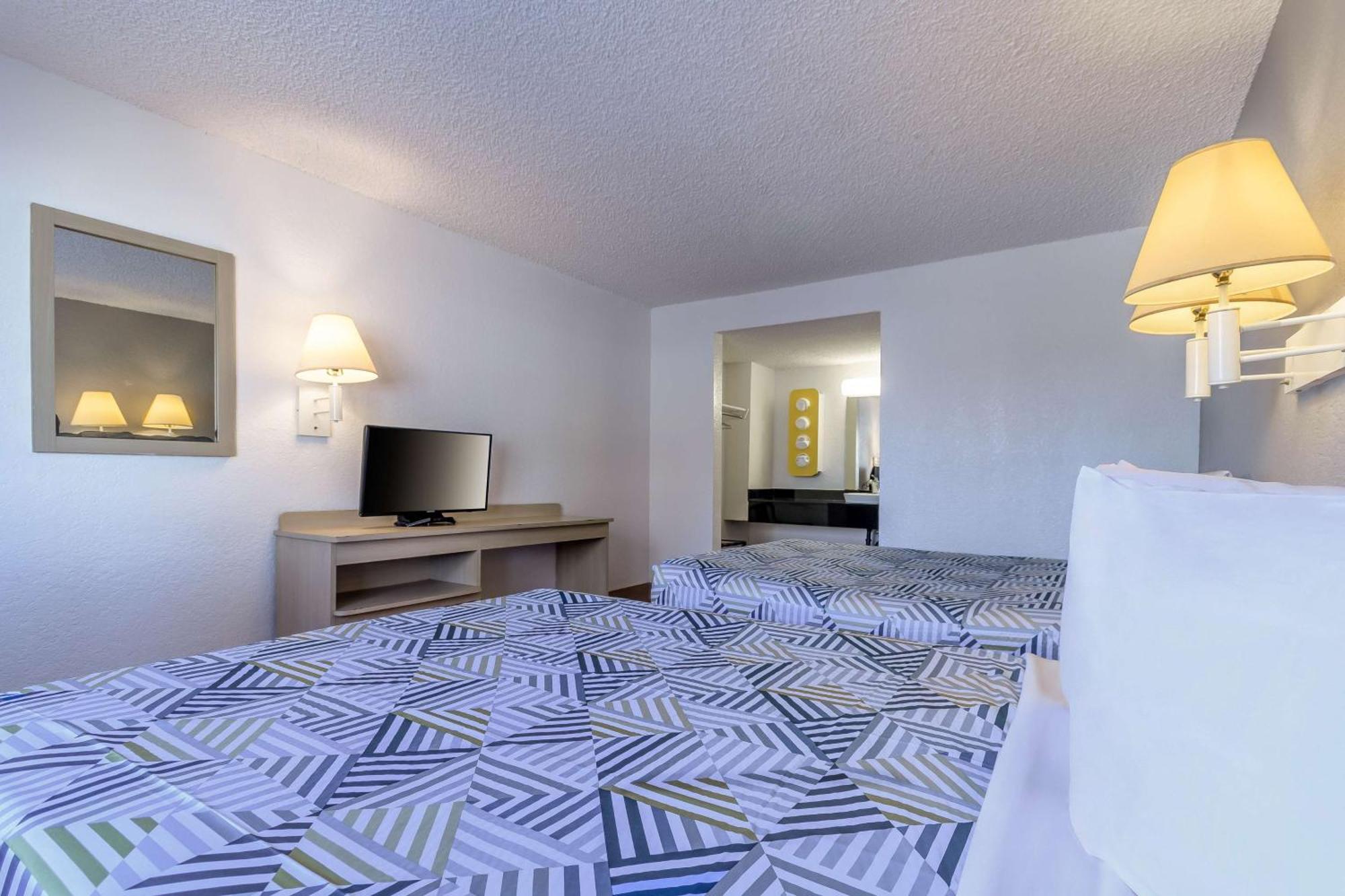 Motel 6 Hayward, Ca- Silicon Valley Gateway Eksteriør billede