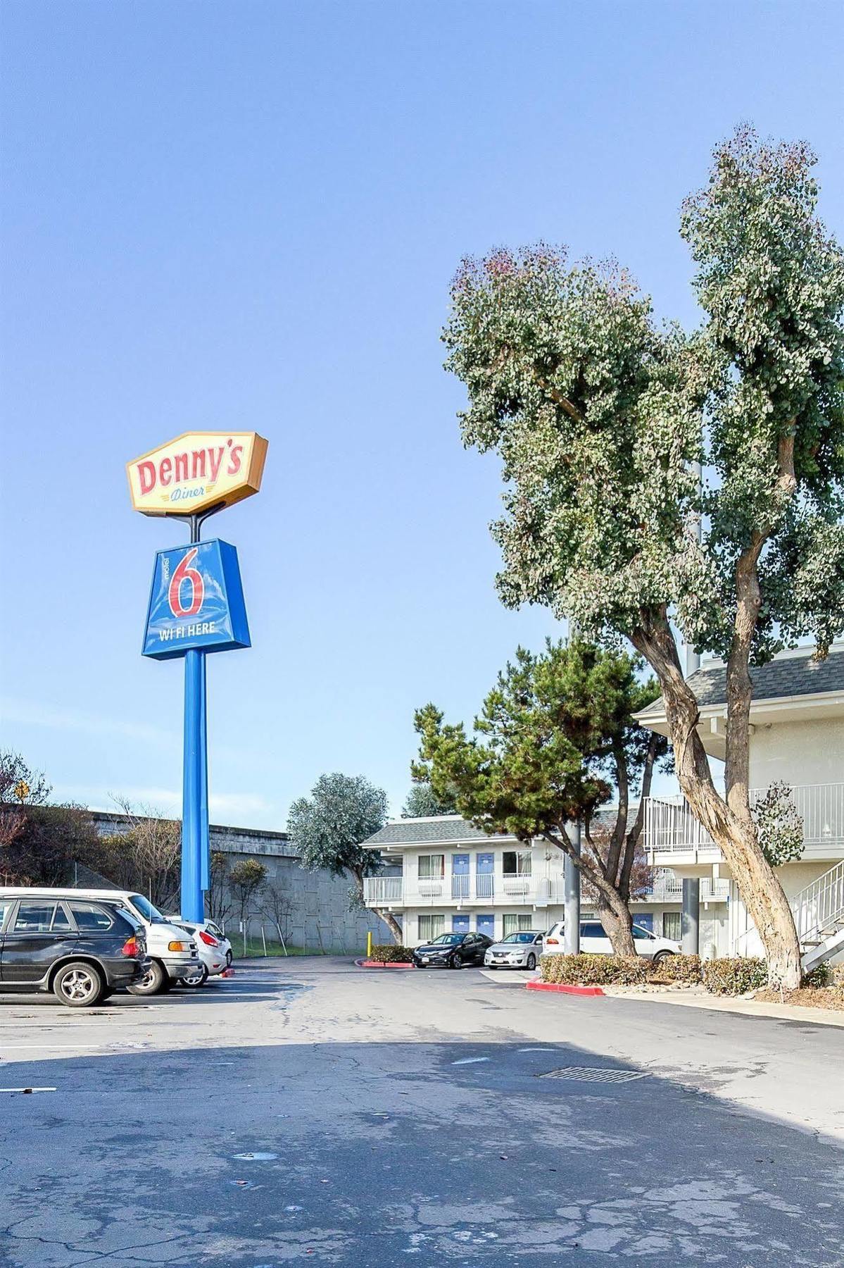 Motel 6 Hayward, Ca- East Bay Eksteriør billede