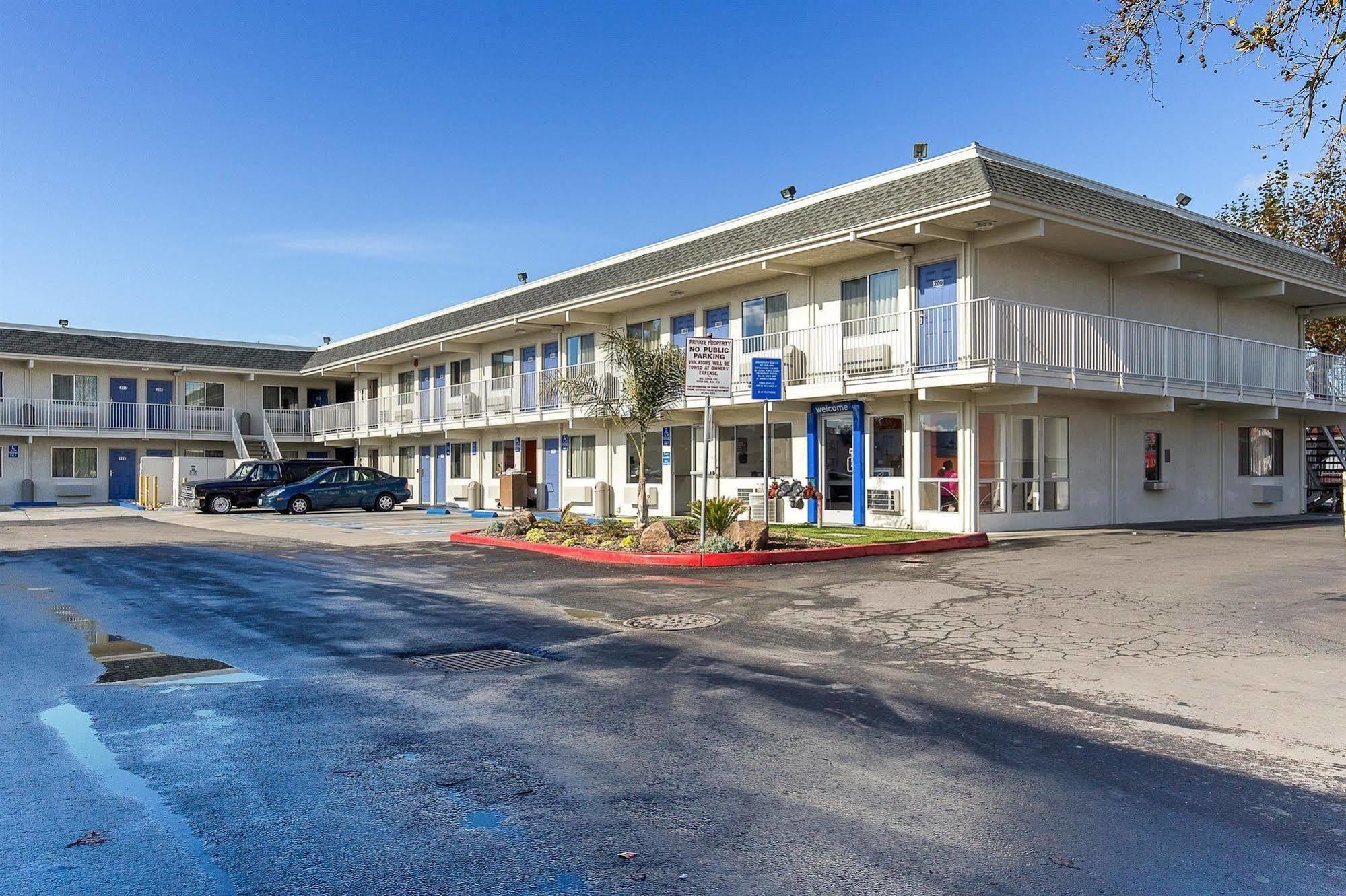 Motel 6 Hayward, Ca- East Bay Eksteriør billede